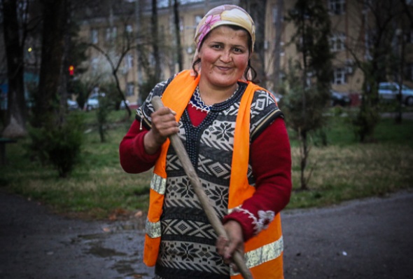tajikistan-women_essay_2-l_isamova.jpg