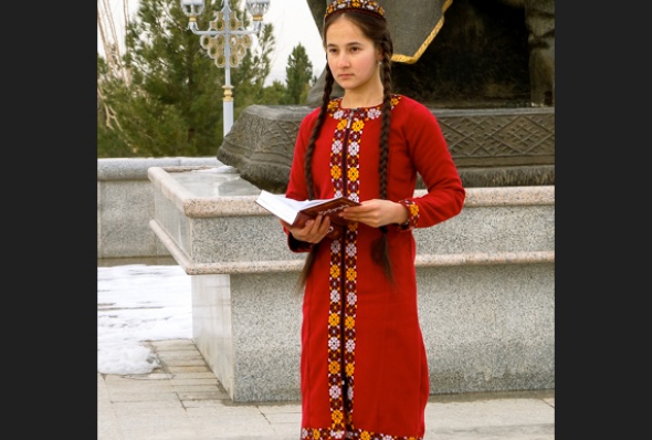 turkmenistan-essay_june_2016_16-helen_stevenson