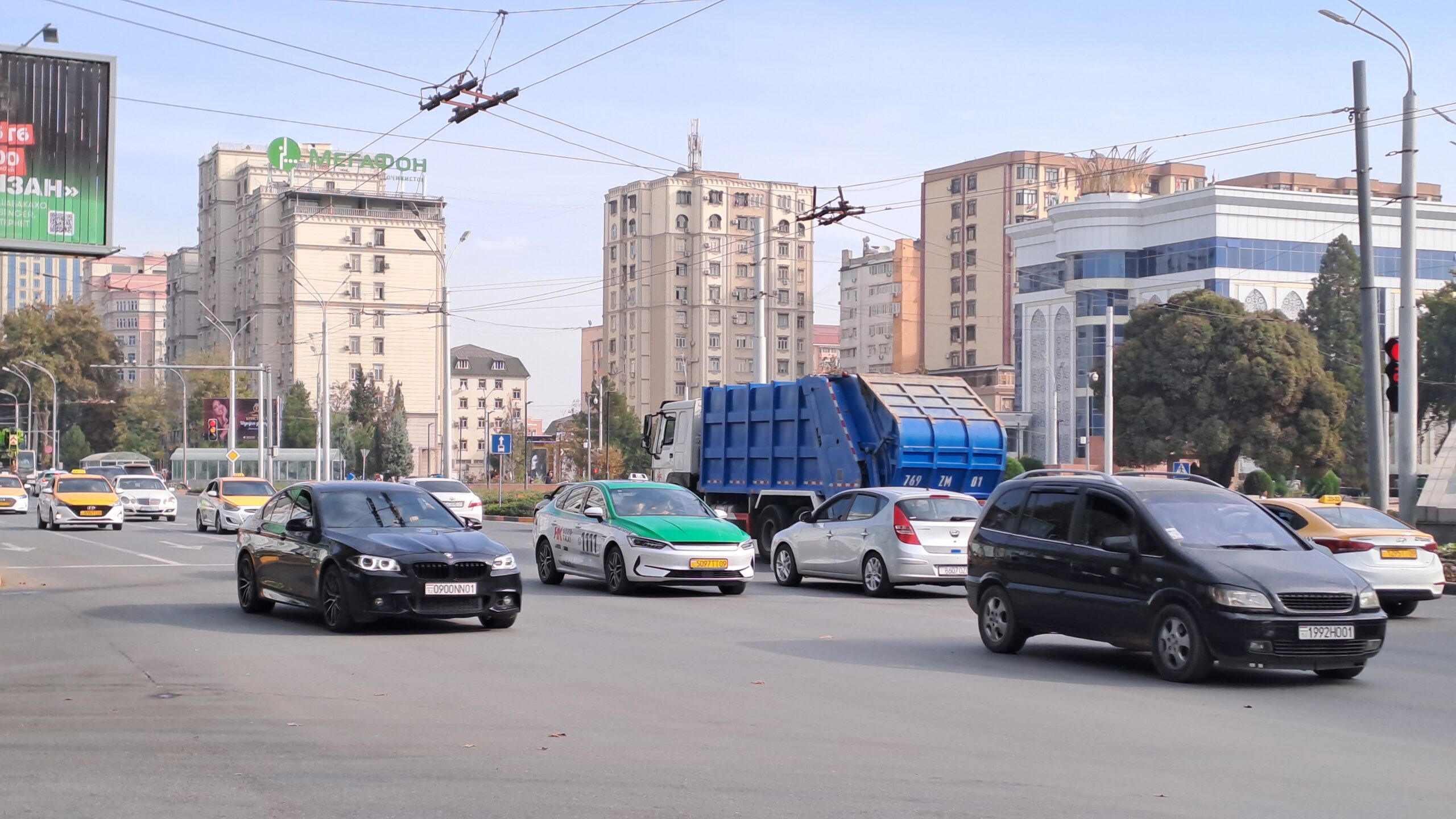 Кӯчаҳои шаҳри Душанбе. Акс: CABAR.asia