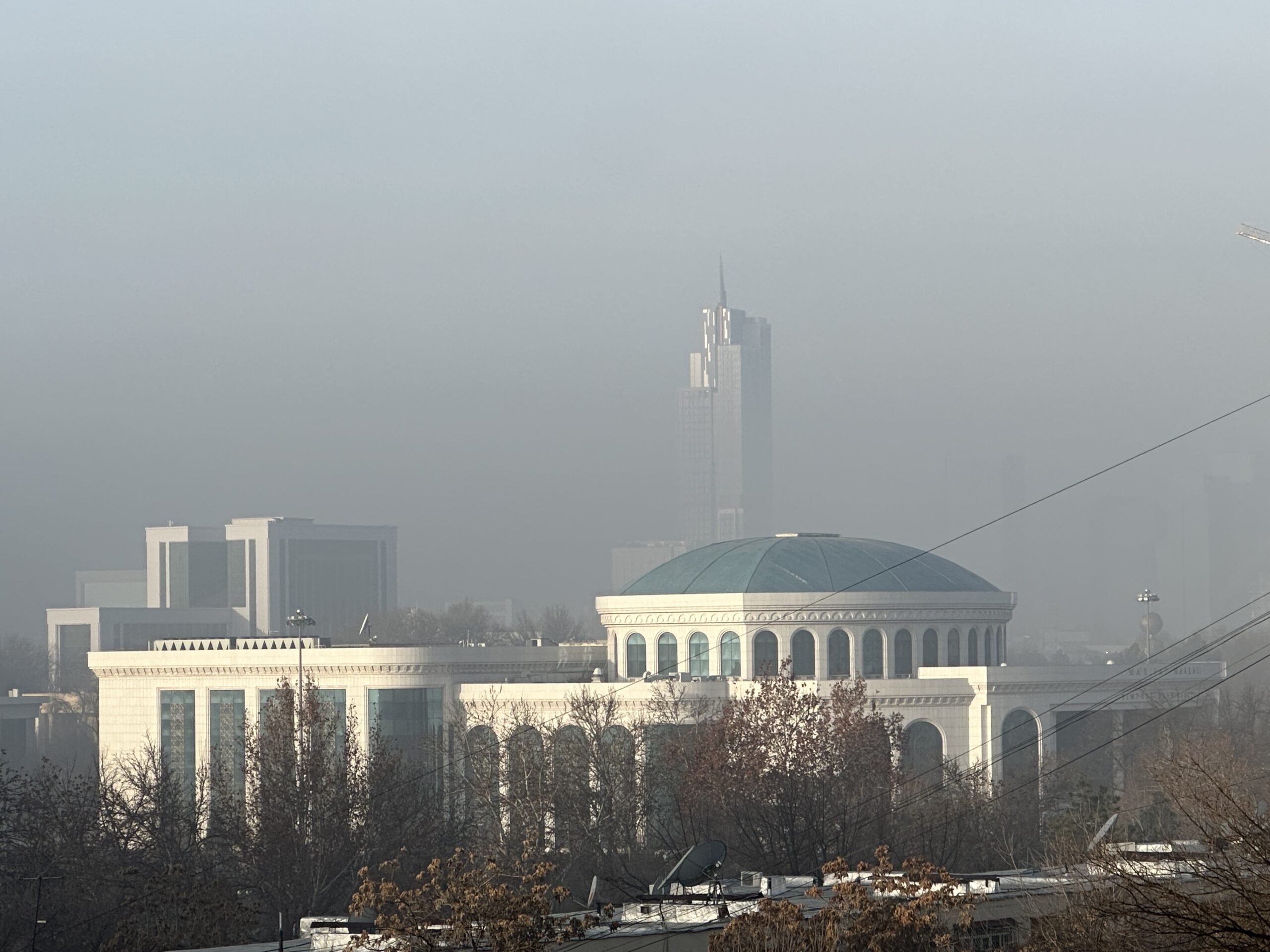 Вид на центр Ташкента утром в январе 2024 года. Фото CABAR.asia